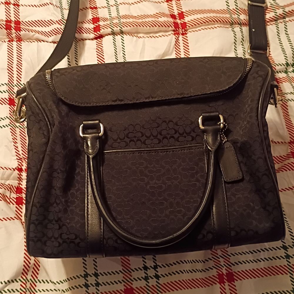 Coach Signature Jacquard Tote Bag – Style No. F055-3600